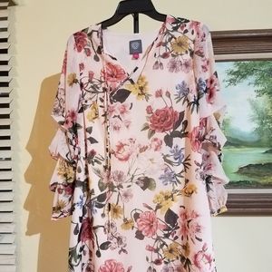 Vince Camuto flower dress  h10